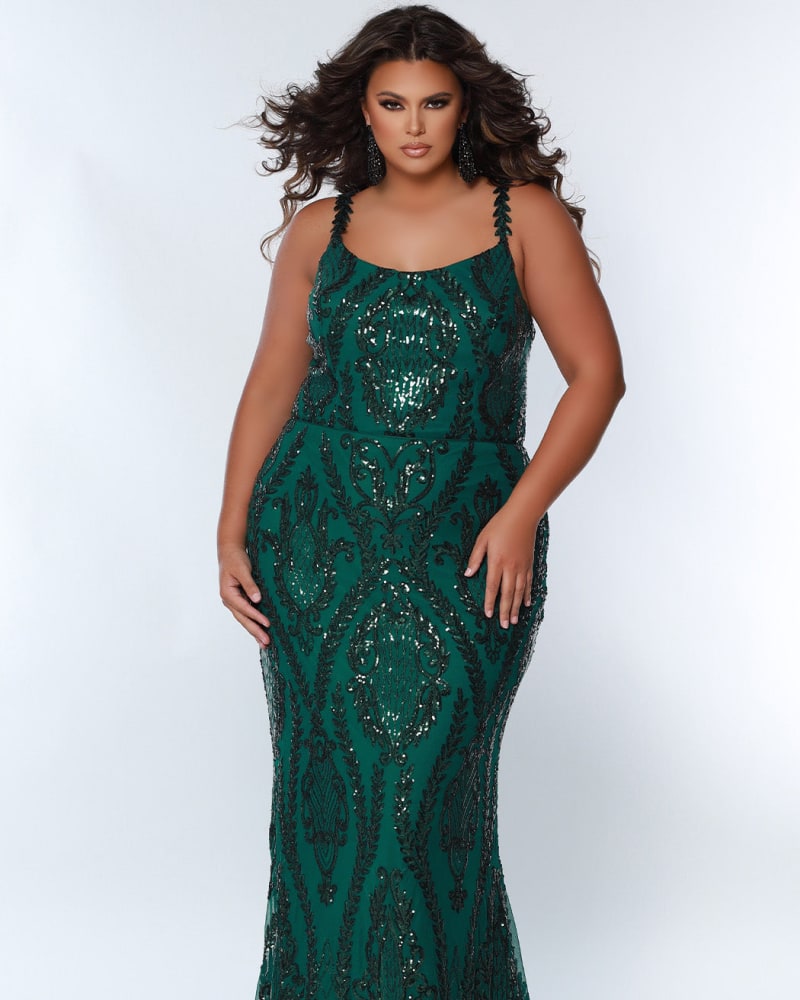 Front of a model wearing a size 22 Top Secret Formal Gown in Forest by Sydney's Closet. | dia_product_style_image_id:286821